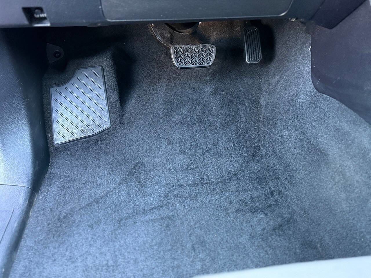 Used 2016 Toyota Tacoma TRD Sport image 9