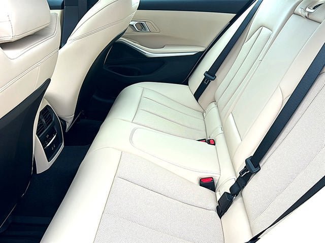 New 2026 BMW 330i Sedan w/ Premium Package RWD image 46
