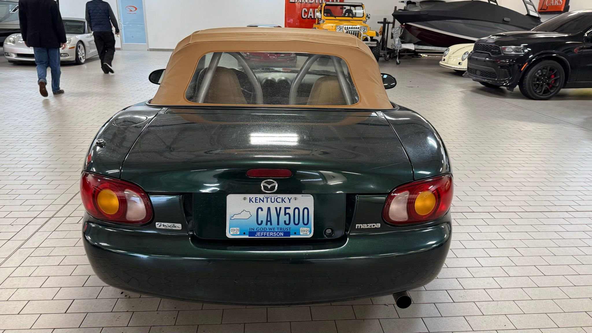 Used 1999 MAZDA MX-5 Miata video 3