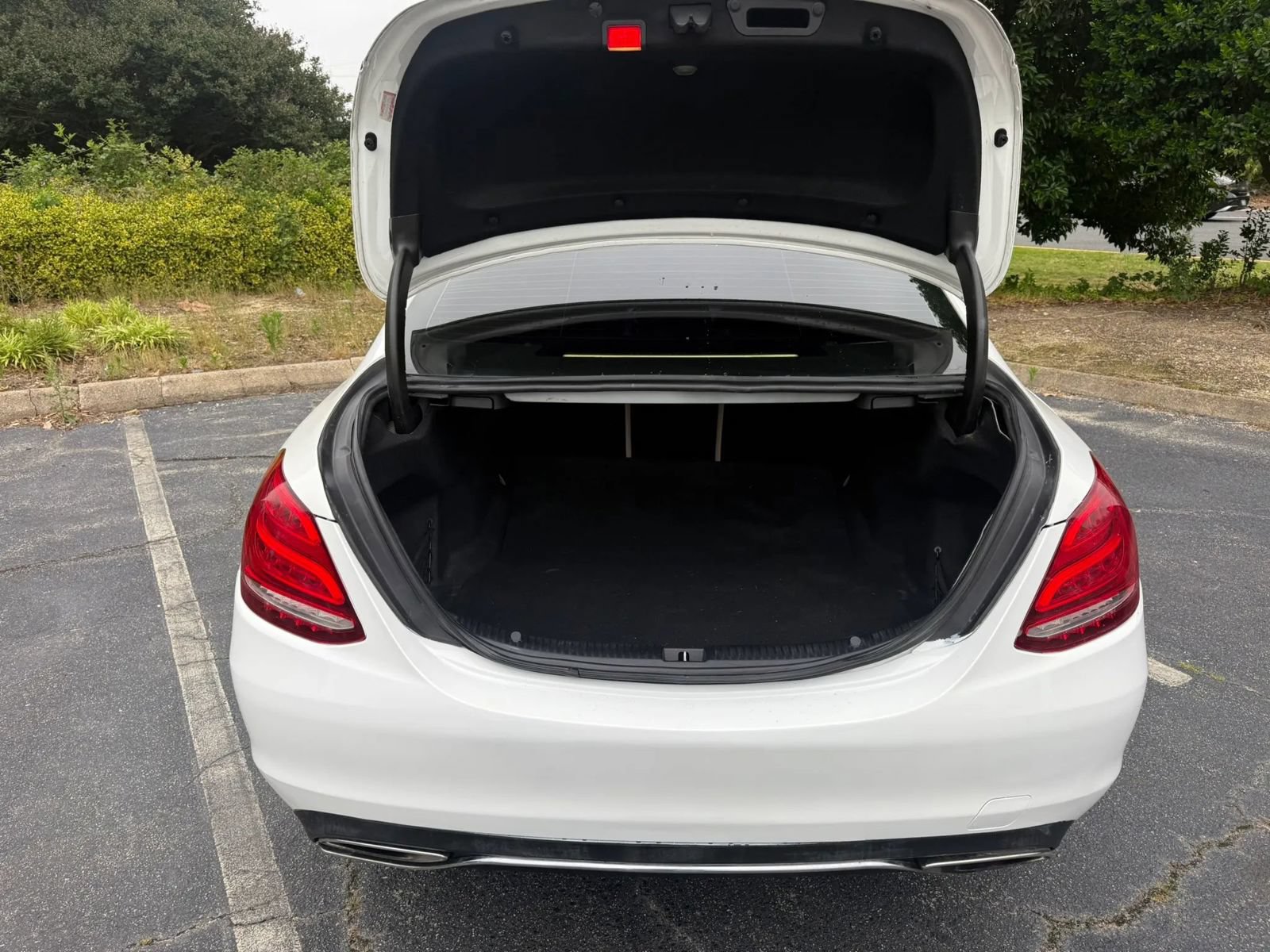 Used 2015 Mercedes-Benz C 300 4MATIC Sedan w/ Premium 1 Package image 16