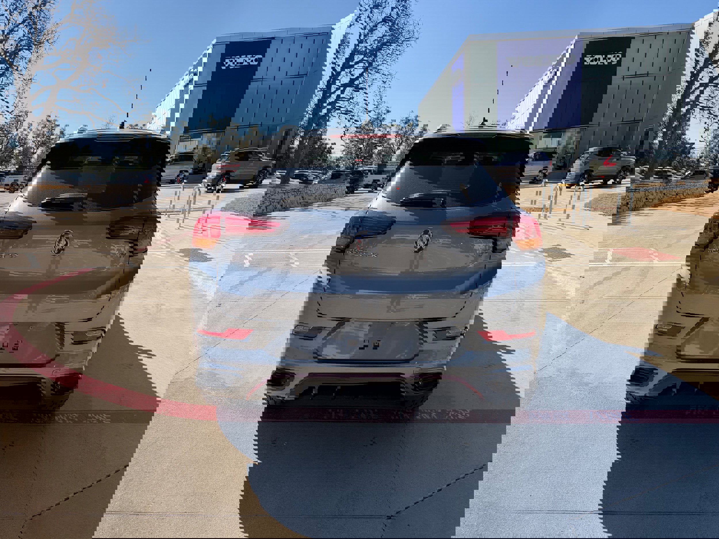 Used 2022 Buick Encore GX Select w/ Sport Touring Package image 5