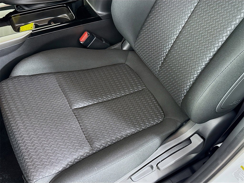 New 2025 Mitsubishi Eclipse Cross LE image 18