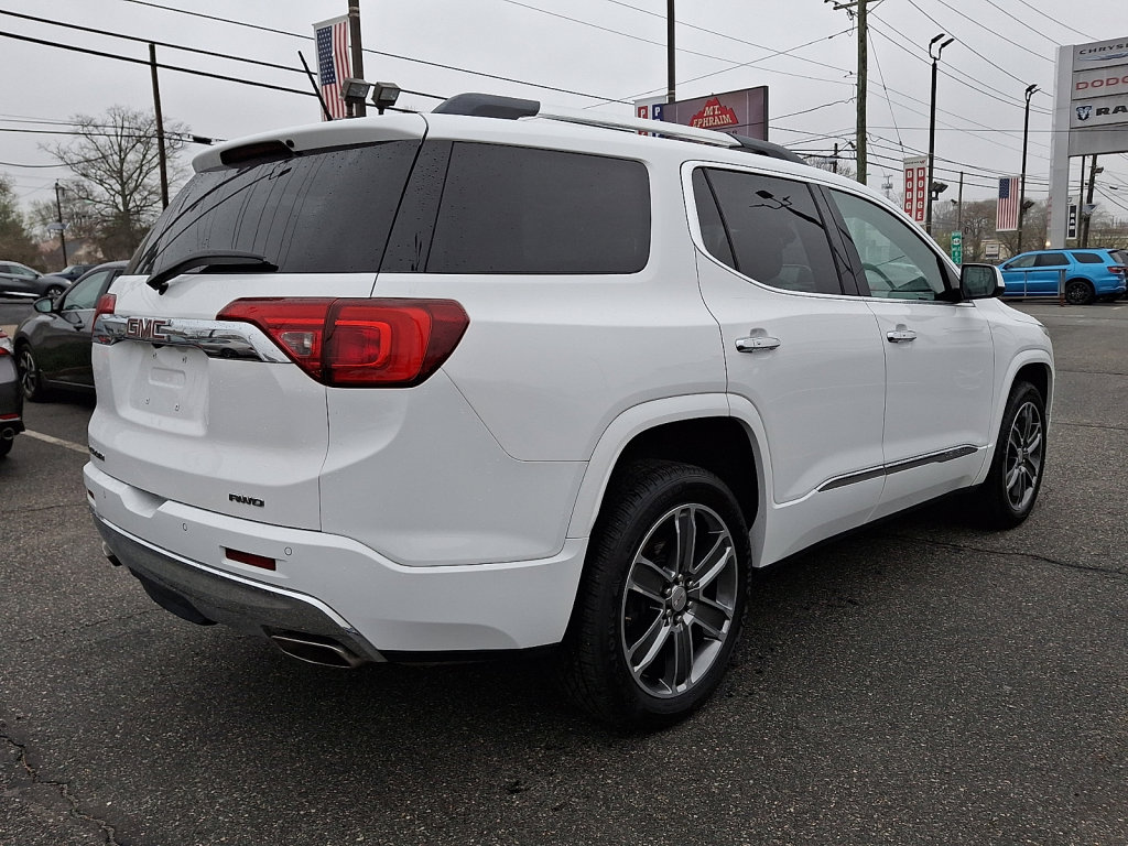 Used 2019 GMC Acadia Denali w/ LPO, Floor Liner Package AWD/4WD image 5