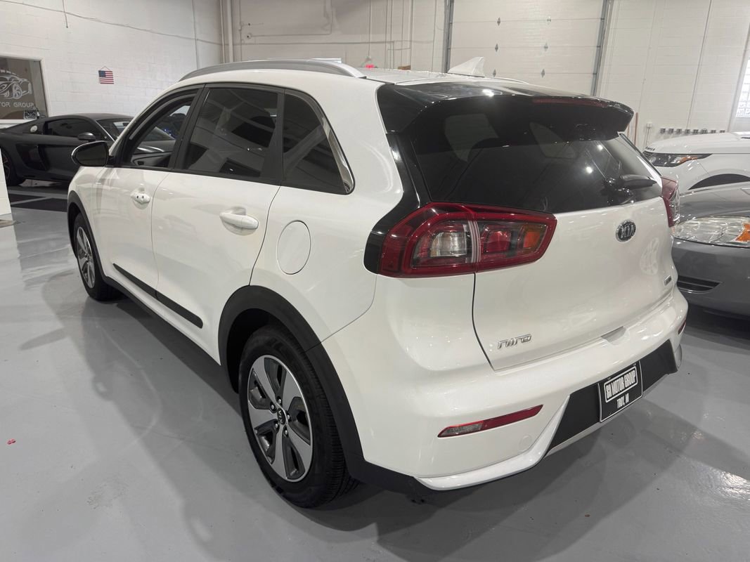 Used 2019 Kia Niro LX image 5