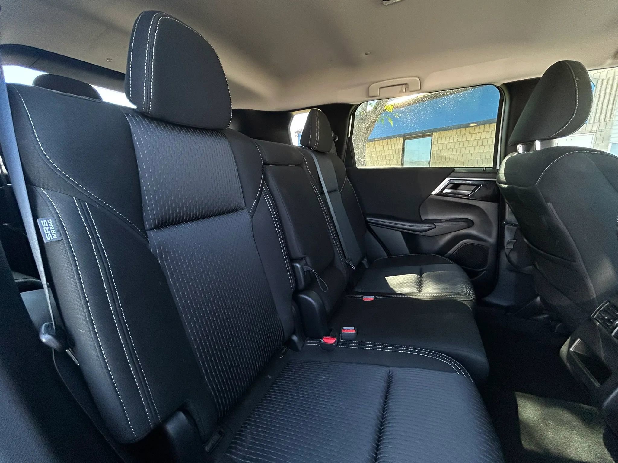 Used 2022 Mitsubishi Outlander ES AWD/4WD image 23