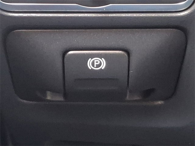 Used 2016 Volvo S60 T5 Cross Country Platinum image 24