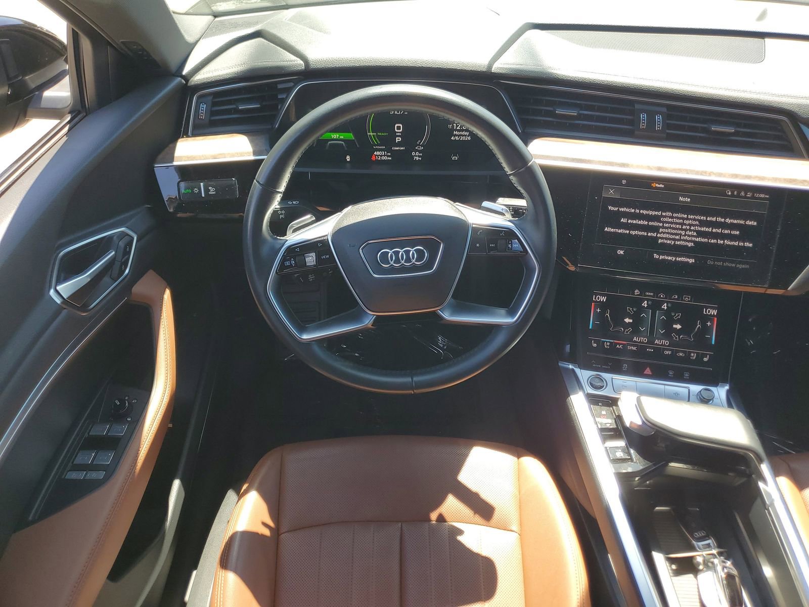 Used 2021 Audi e-tron Premium Plus w/ Premium Plus Package image 12