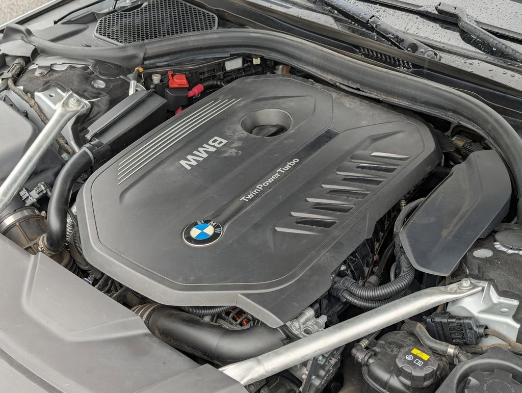Used 2019 BMW 740i w/ Executive Package RWD image 39
