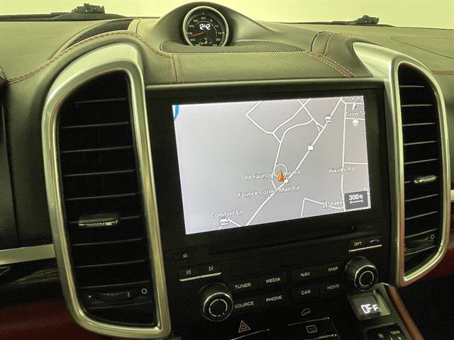 Used 2017 Porsche Cayenne GTS AWD/4WD image 17