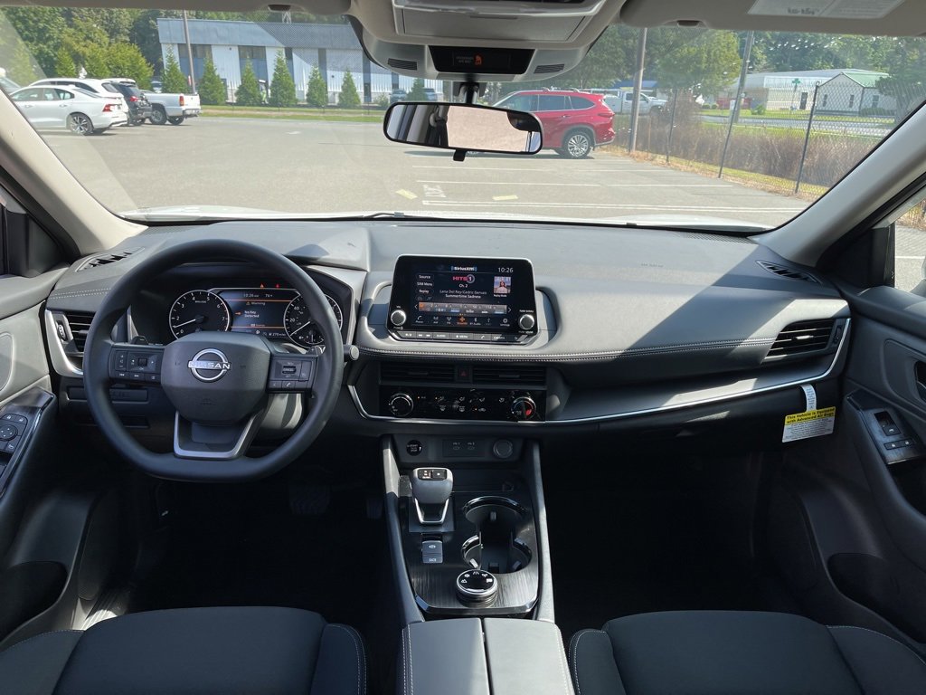 New 2026 Nissan Rogue S image 7
