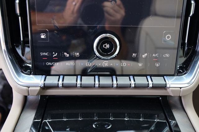 New 2026 GMC Yukon Denali w/ Denali Reserve Package image 24