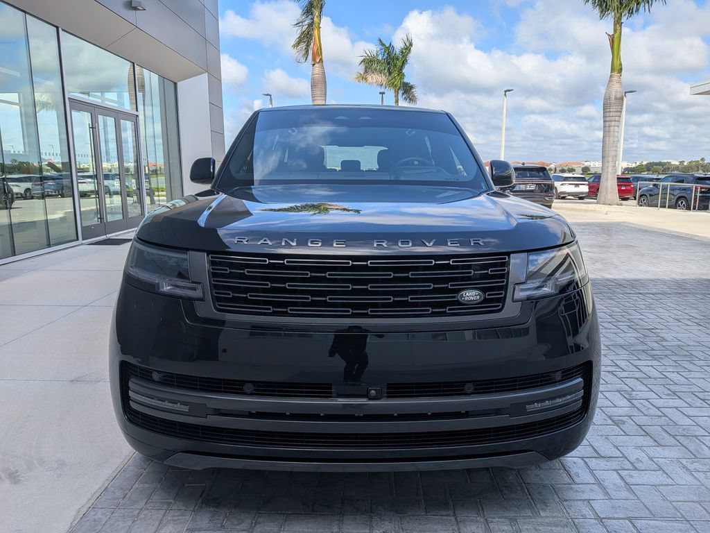 Certified 2024 Land Rover Range Rover Long Wheelbase SE AWD/4WD image 9