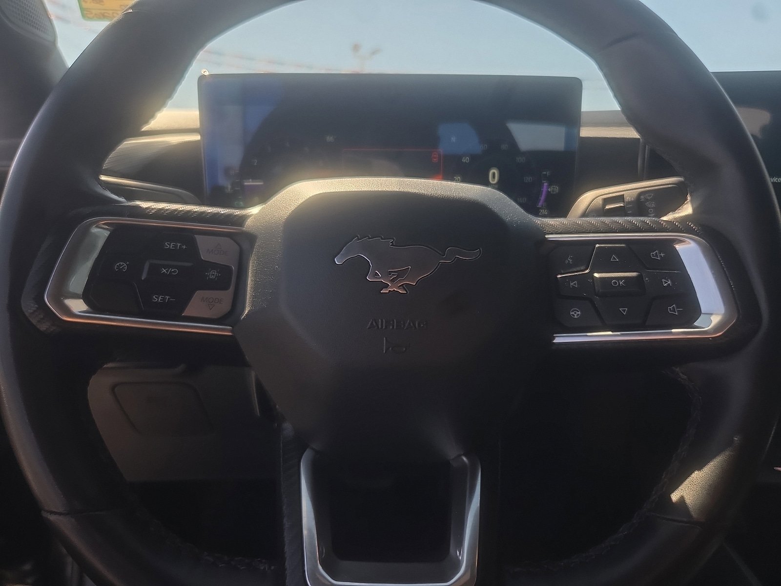 Used 2024 Ford Mustang Convertible RWD image 12