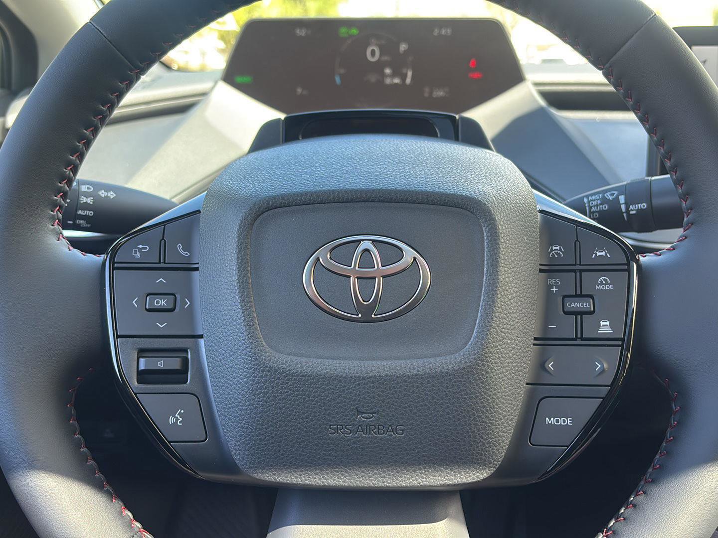New 2026 Toyota Prius Plug-In Hybrid FWD image 25