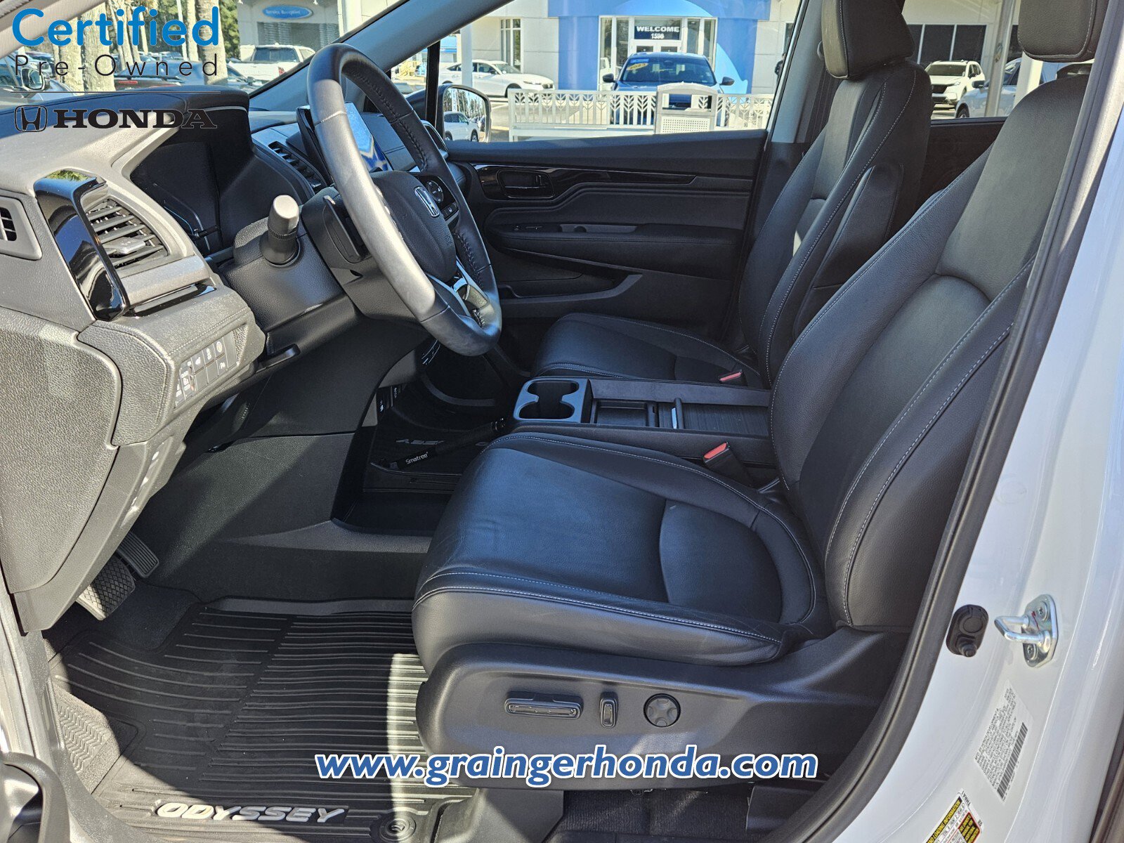 Certified 2024 Honda Odyssey Touring image 10