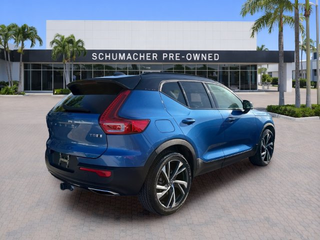 Used 2020 Volvo XC40 T5 R-Design AWD/4WD image 7