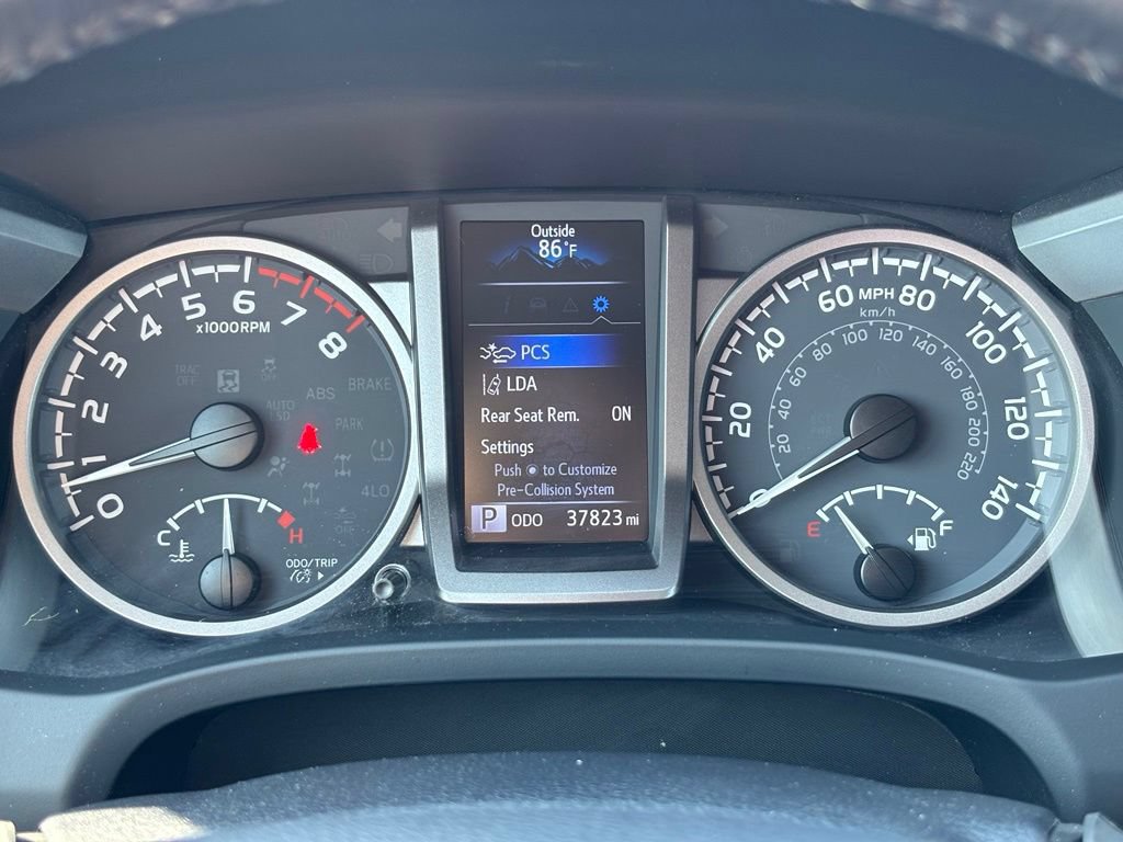 Used 2023 Toyota Tacoma SR5 AWD/4WD image 32