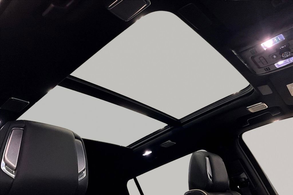 Certified 2024 Cadillac Escalade ESV Sport w/ Touring Package image 28