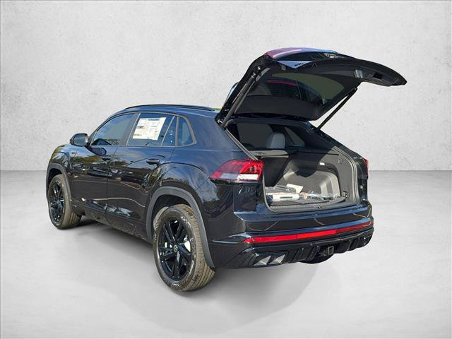New 2026 Volkswagen Atlas Cross Sport SEL R-Line image 3