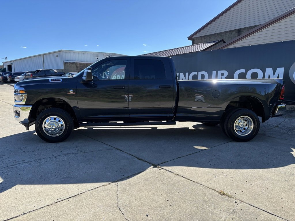 New 2026 RAM 3500 Tradesman image 4