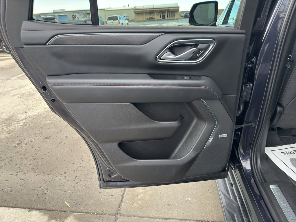 Used 2022 Chevrolet Tahoe RST w/ Luxury Package image 18