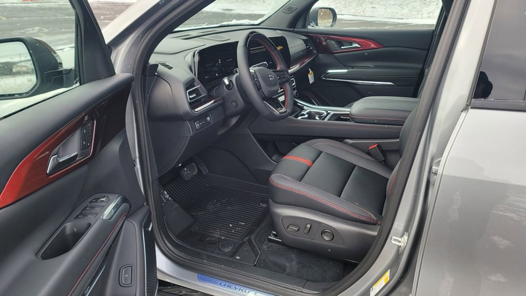 New 2026 Chevrolet Traverse RS image 18