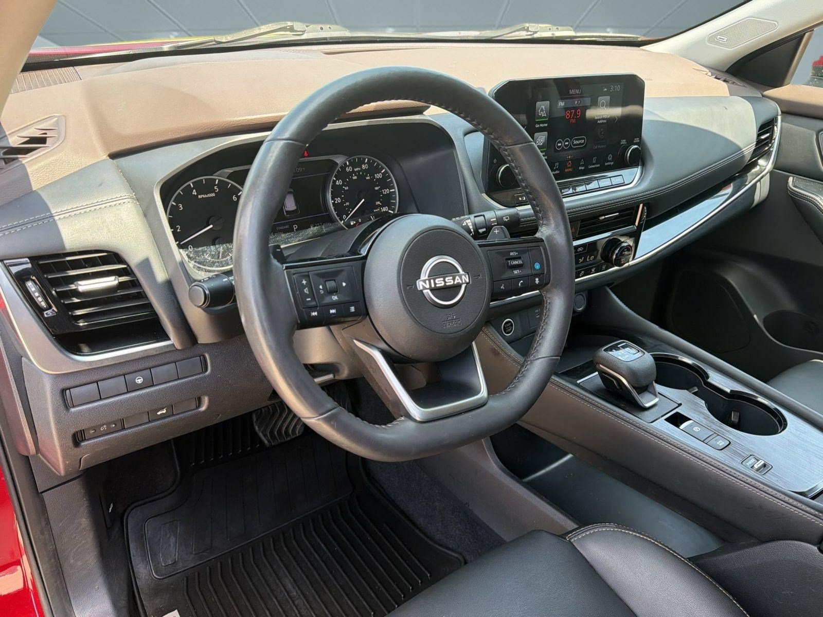 Used 2022 Nissan Rogue SL w/ SL Premium Package FWD image 4