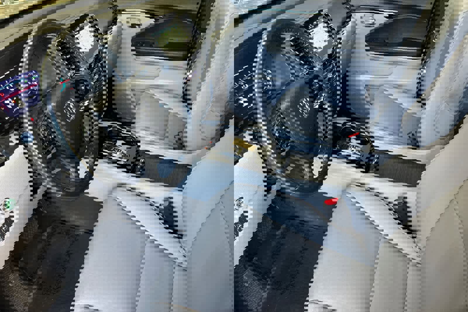 Used 2019 Honda Pilot Touring image 11