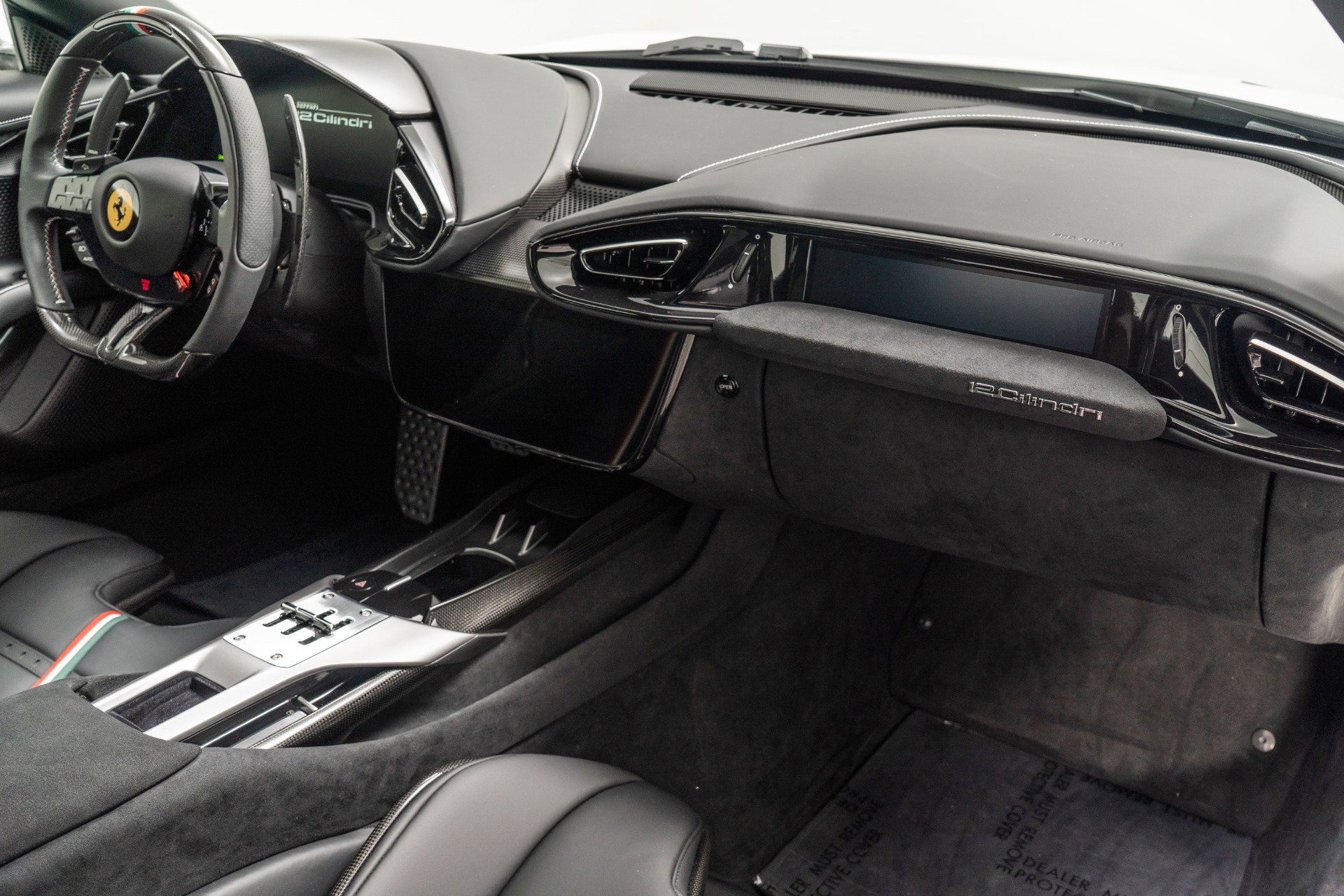 Used 2025 Ferrari 12Cilindri image 14