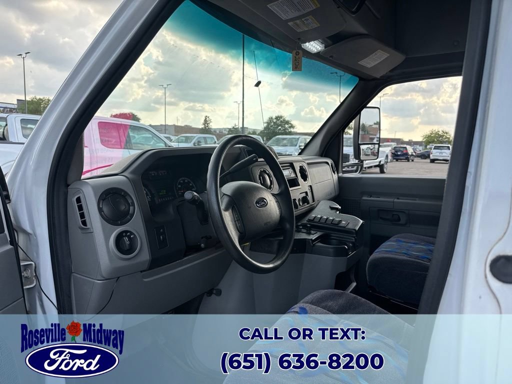 Used 2015 Ford E-450 and Econoline 450 Super Duty w/ Shuttle Bus Prep Package RWD image 27