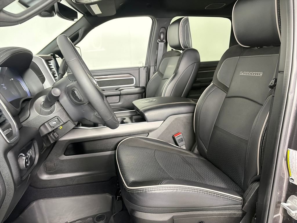 Used 2025 RAM 2500 Laramie w/ Sport Appearance Package image 11