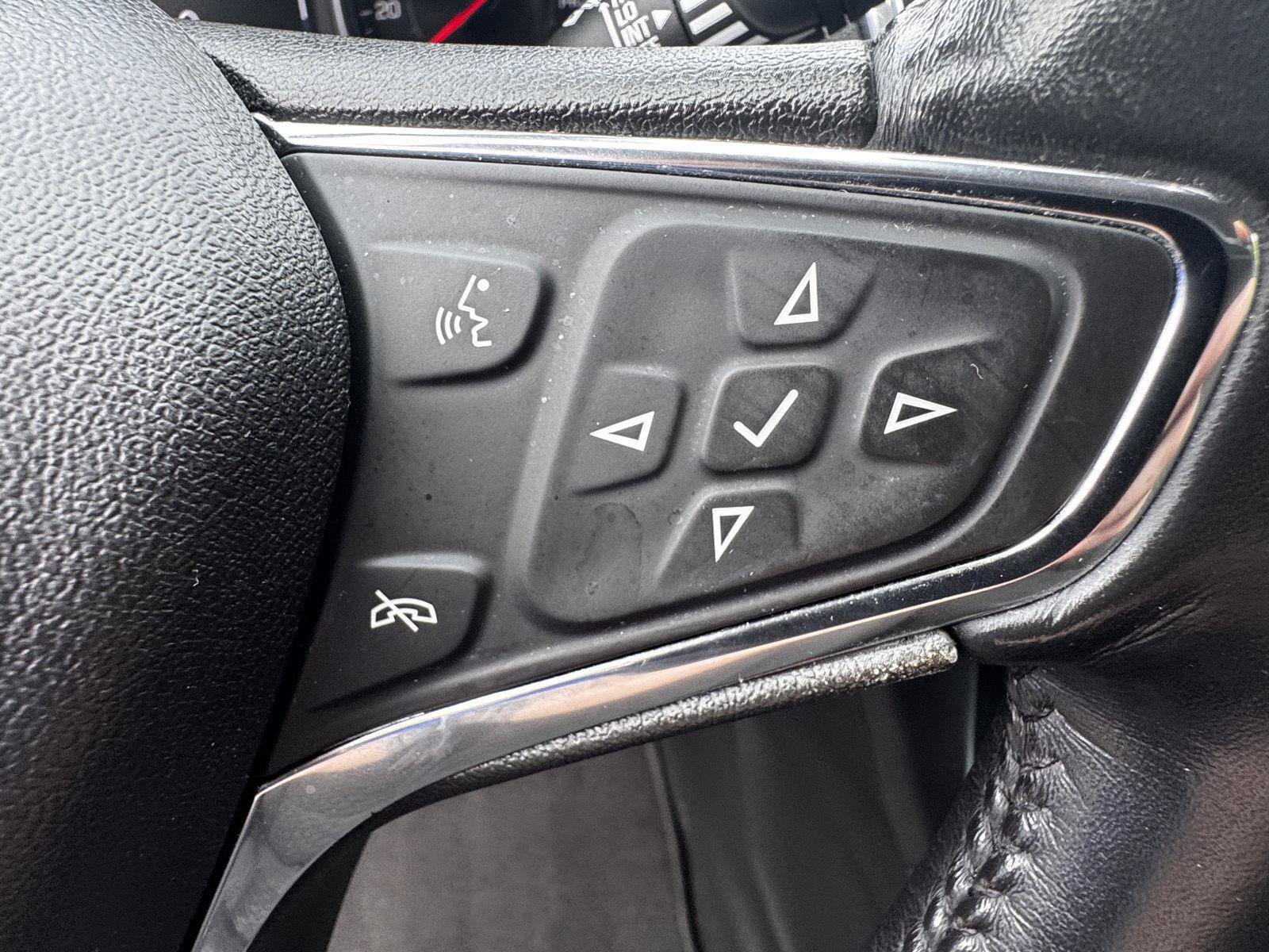 Certified 2019 Chevrolet Equinox LT w/ Sun & Navigation Package AWD/4WD image 26