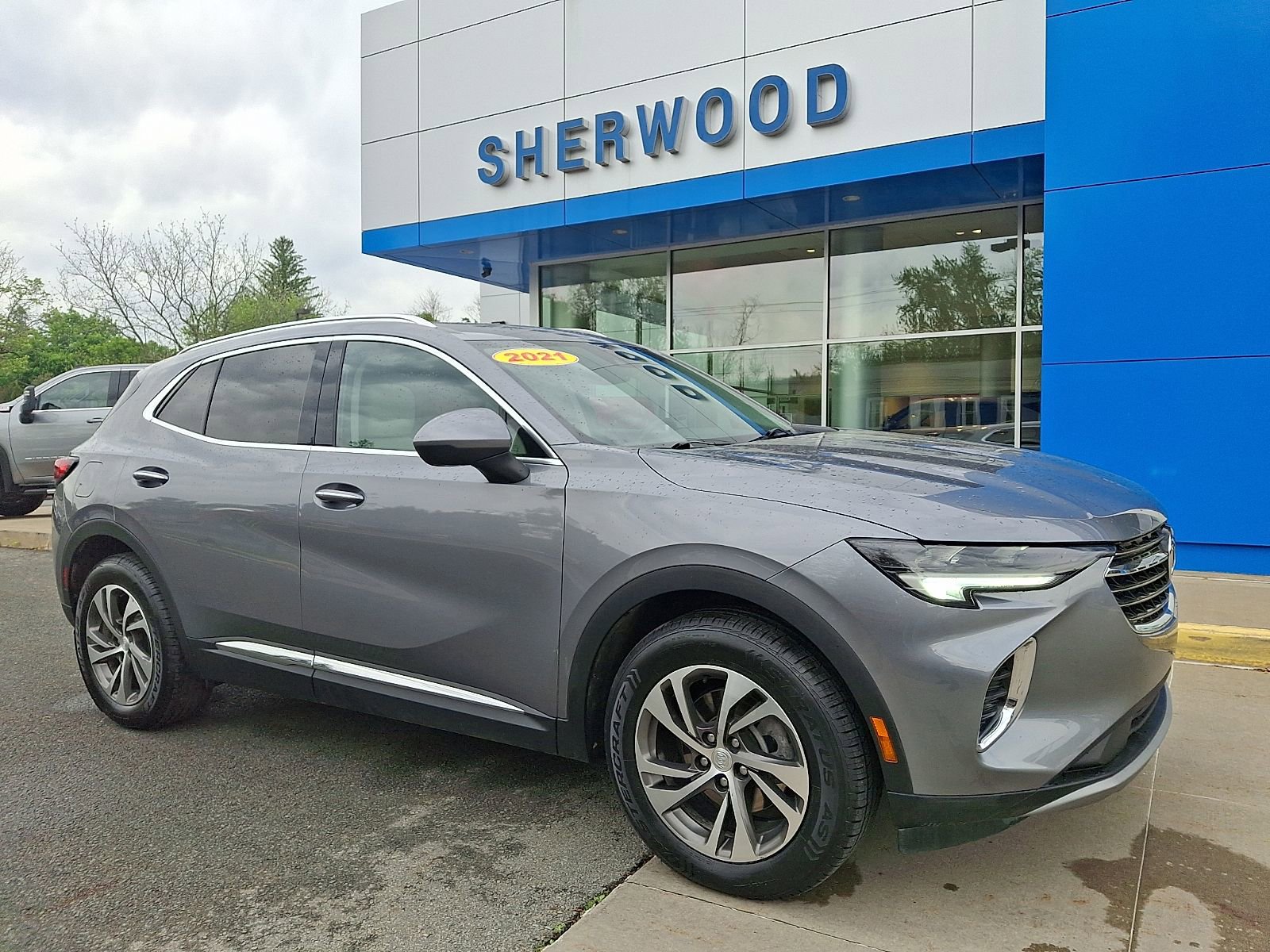 Used 2021 Buick Envision Essence AWD/4WD image 1
