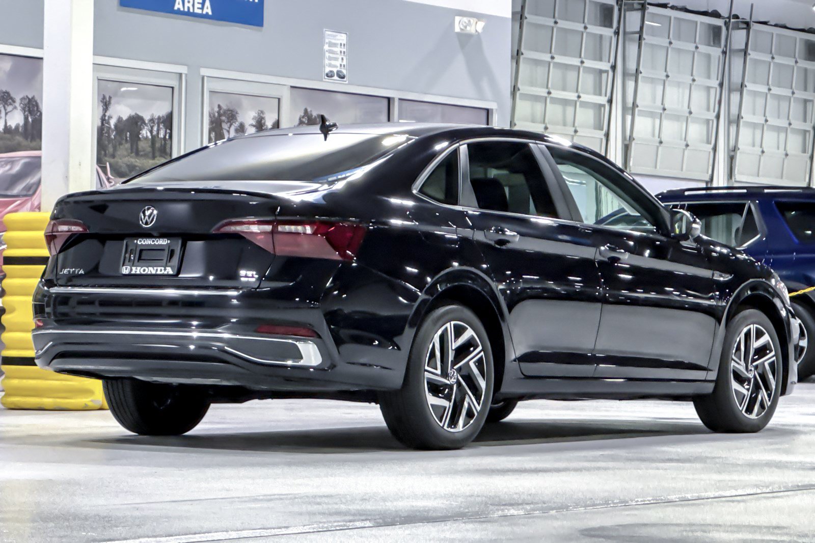Used 2023 Volkswagen Jetta SEL FWD image 9