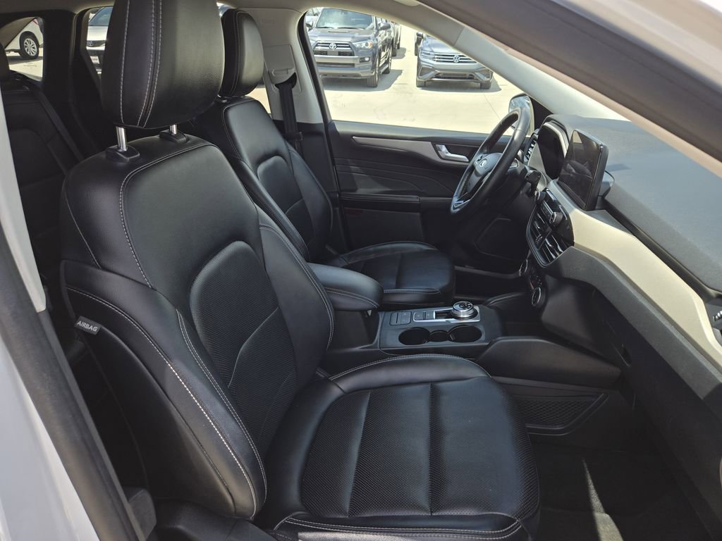 Used 2022 Ford Escape SEL image 27