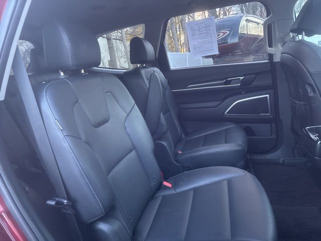 Used 2023 Kia Telluride S w/ S Sunroof Package image 16