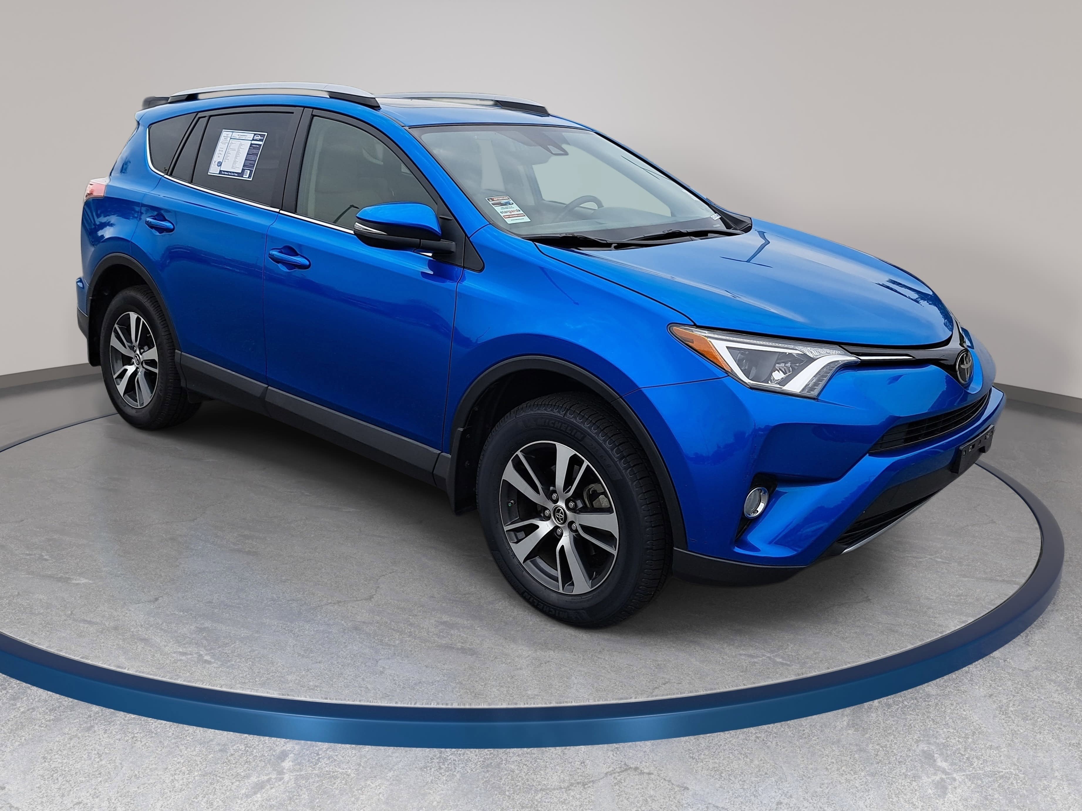 Used 2017 Toyota RAV4 XLE w/ Plus Special Value Package AWD/4WD image 3