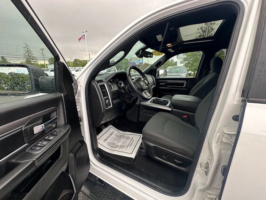Used 2023 RAM 1500 Warlock AWD/4WD image 9