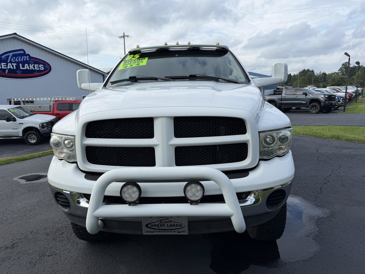 Used 2005 Dodge Ram 3500 Truck SLT w/ Protection Group AWD/4WD image 2