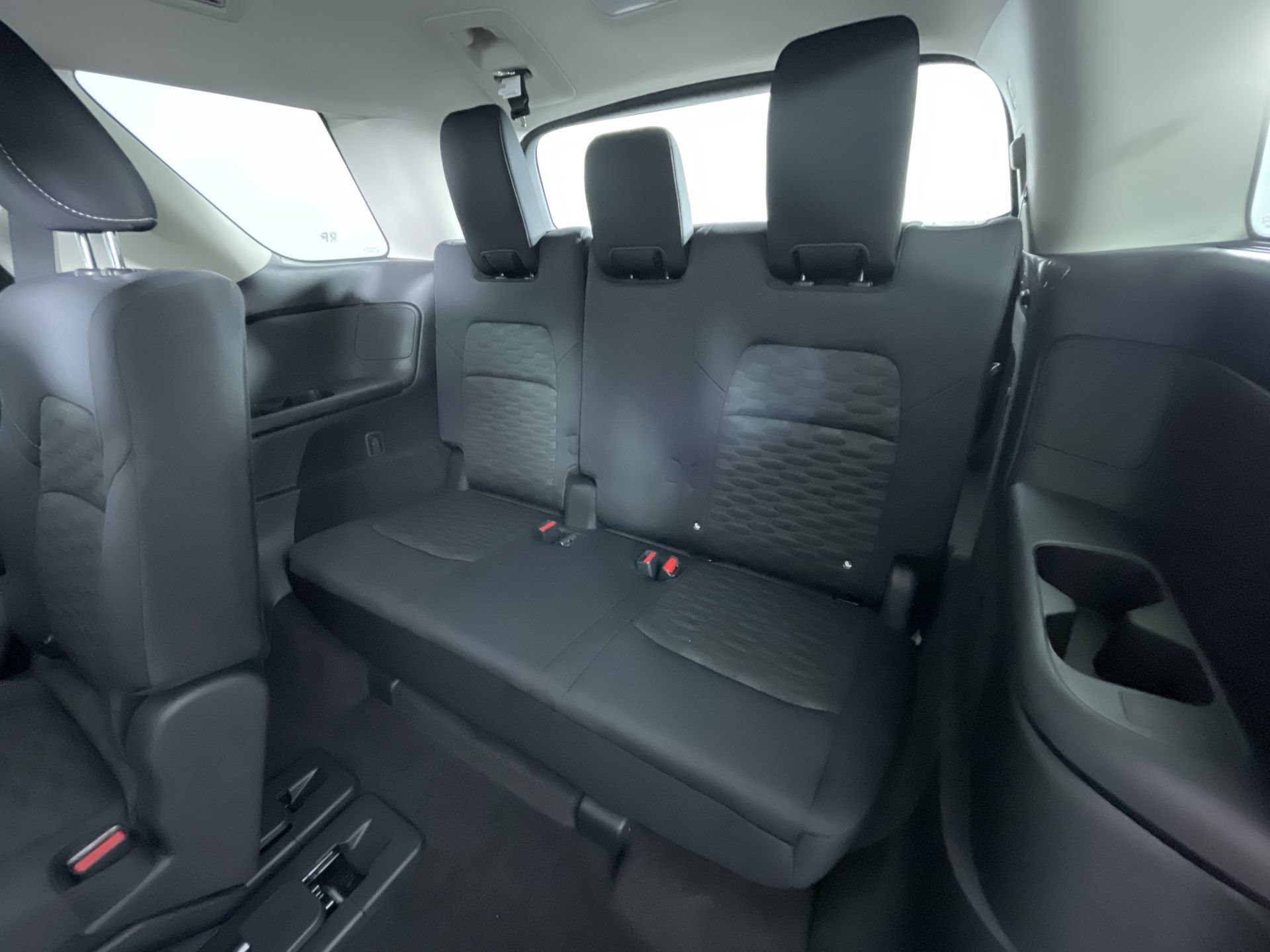 New 2026 Nissan Pathfinder SV w/ SV Premium Package AWD/4WD image 23