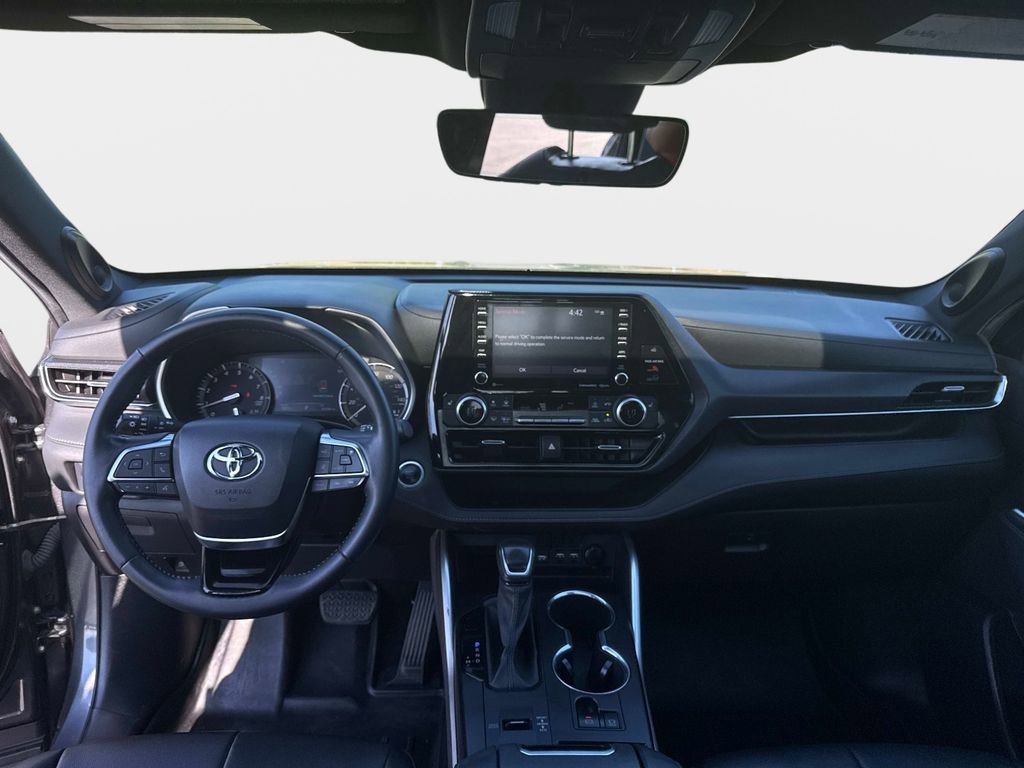 Used 2021 Toyota Highlander XSE image 15