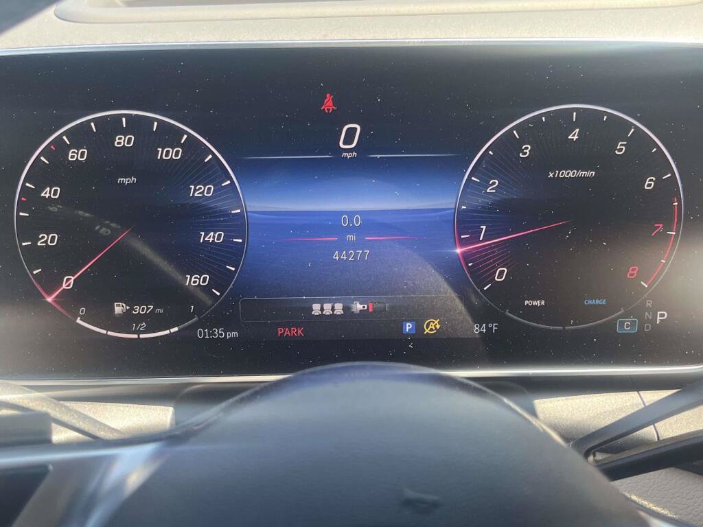 Certified 2023 Mercedes-Benz GLC 300 4MATIC image 3