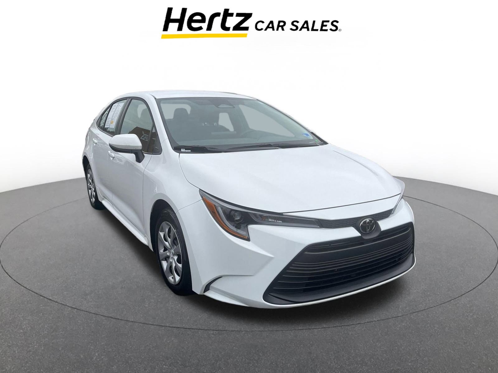 Used 2025 Toyota Corolla LE image 1