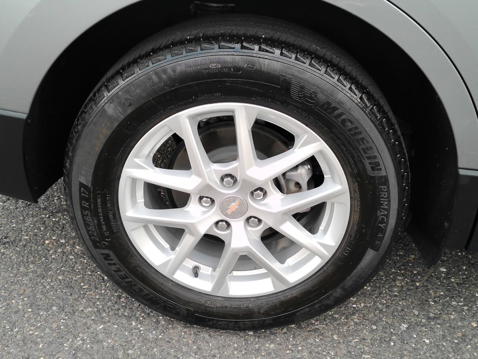 Used 2023 Chevrolet Equinox LS FWD image 30