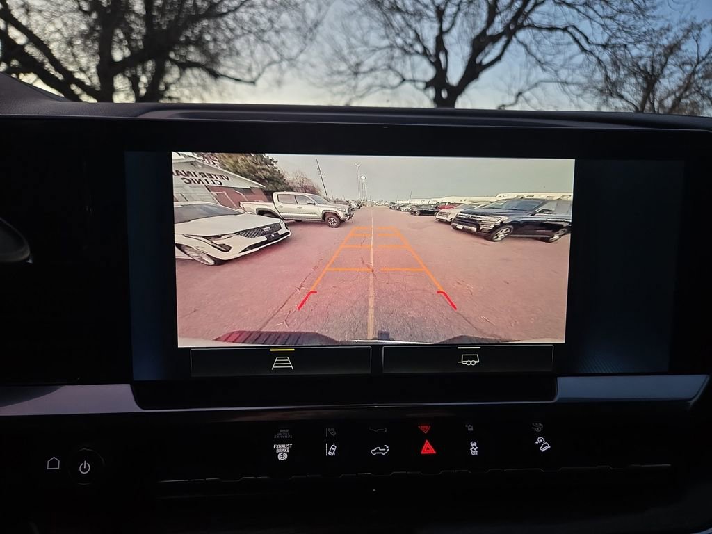 Used 2024 Chevrolet Silverado 2500 LT image 18