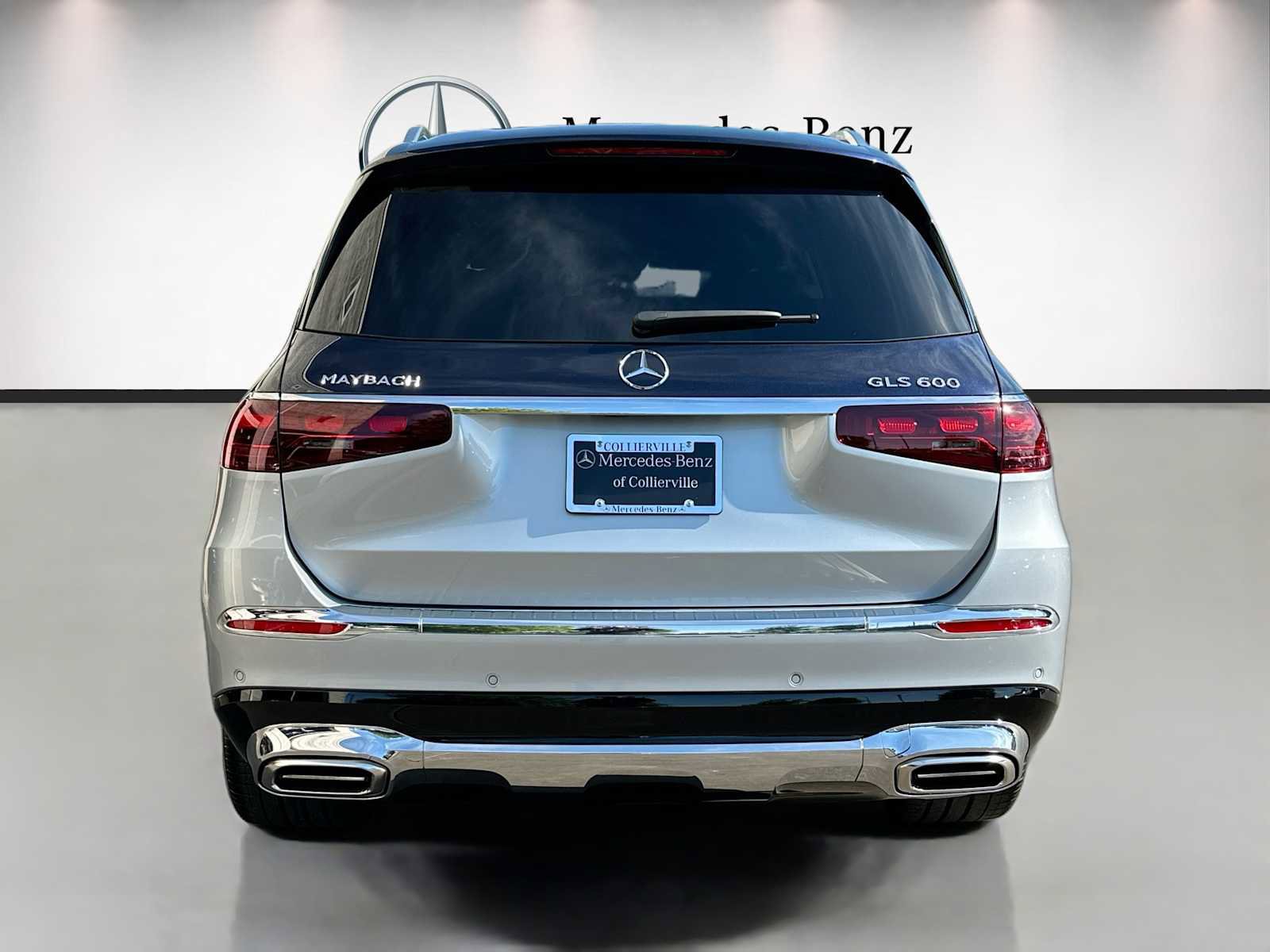 Used 2024 Mercedes-Benz Maybach GLS 600 4MATIC image 6
