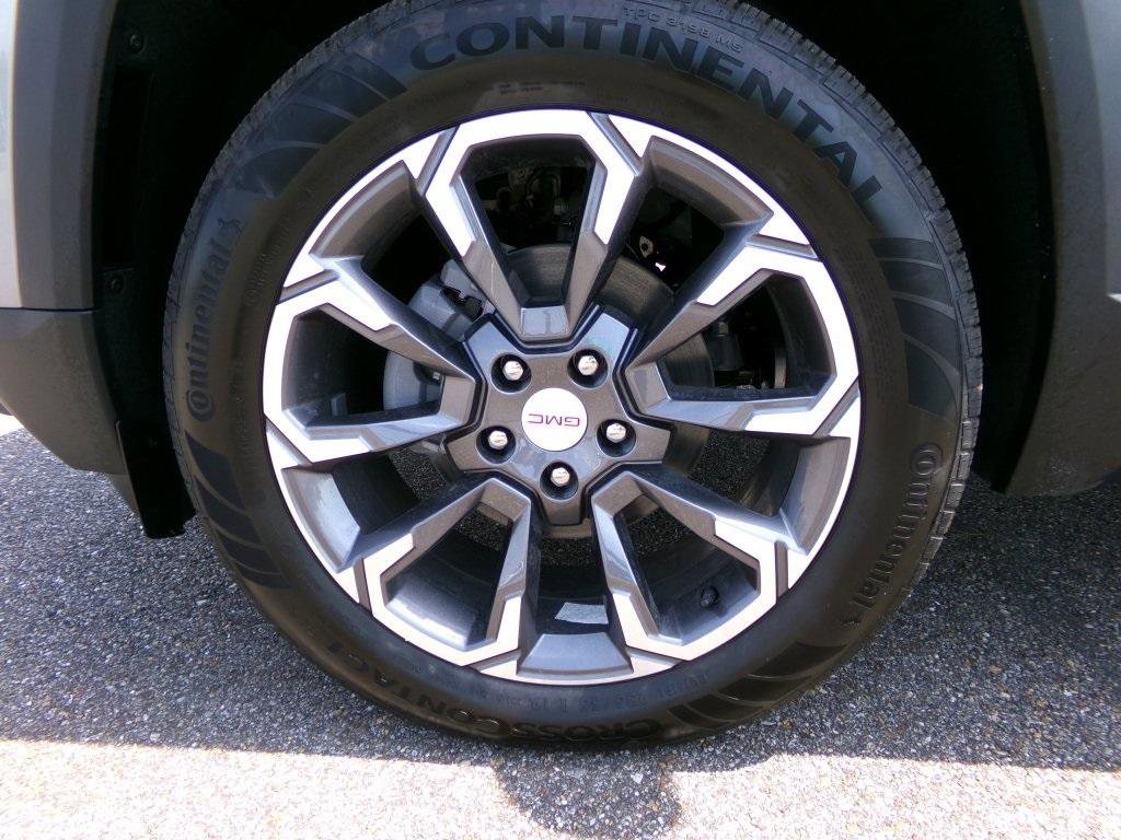 New 2026 GMC Terrain Elevation w/ Elevation Premium Package image 23