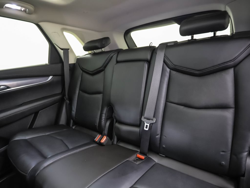 Used 2017 Cadillac XT5 Luxury w/ Driver Awareness Package AWD/4WD image 21