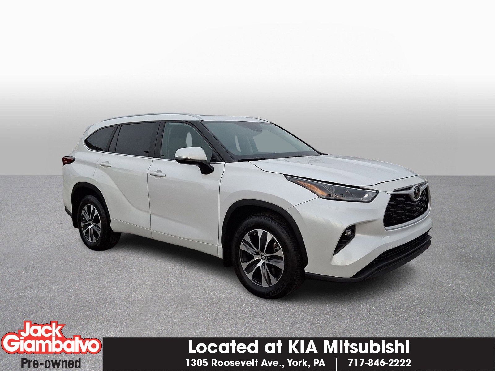 Used 2023 Toyota Highlander XLE