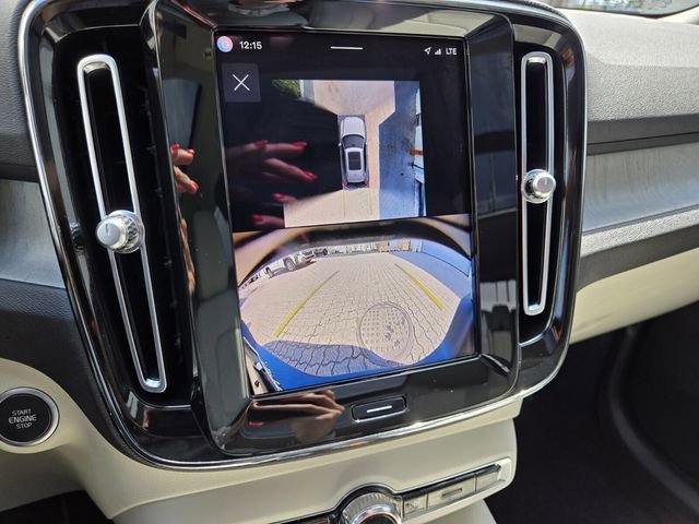Certified 2024 Volvo XC40 B5 Plus image 23